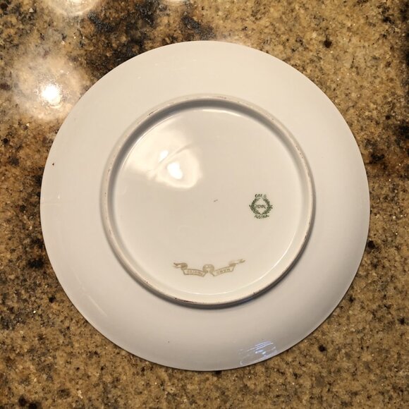 Porcelain Plate - Picture 4 of 4